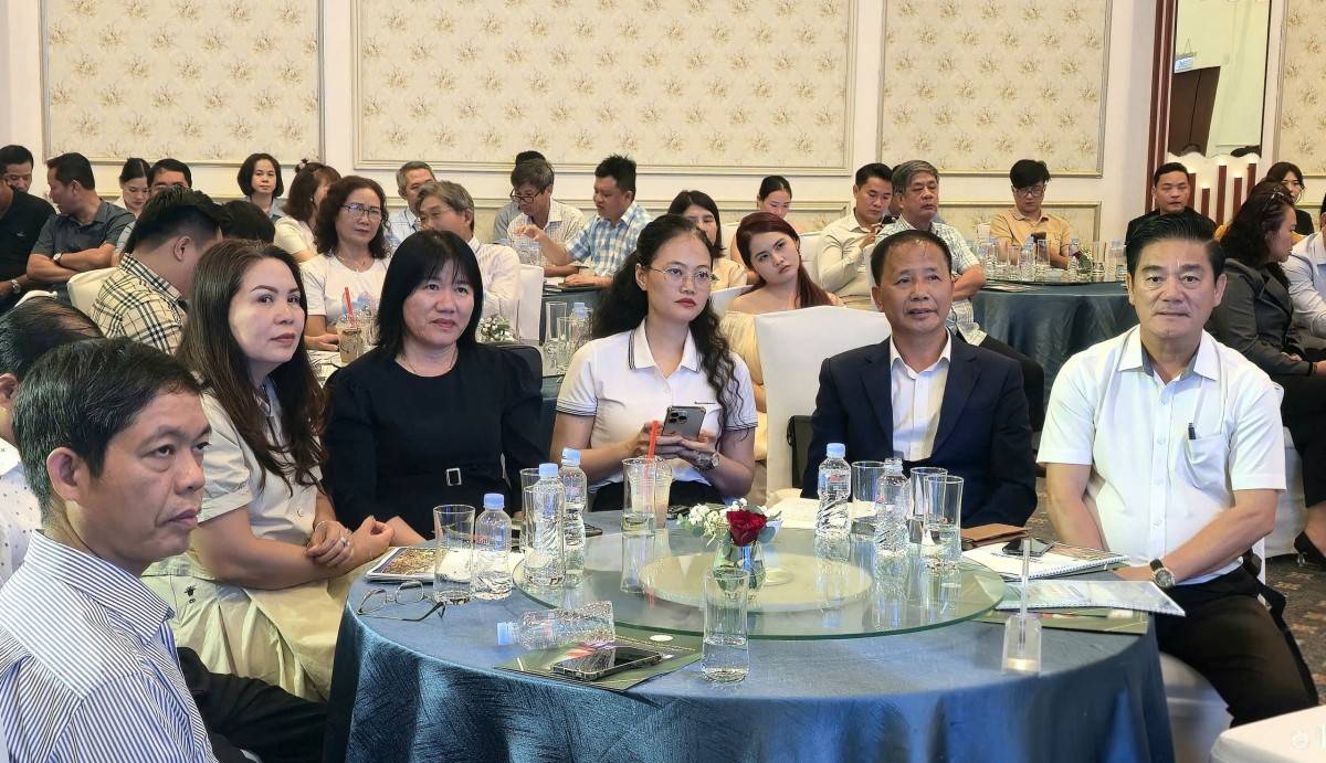 anh 12